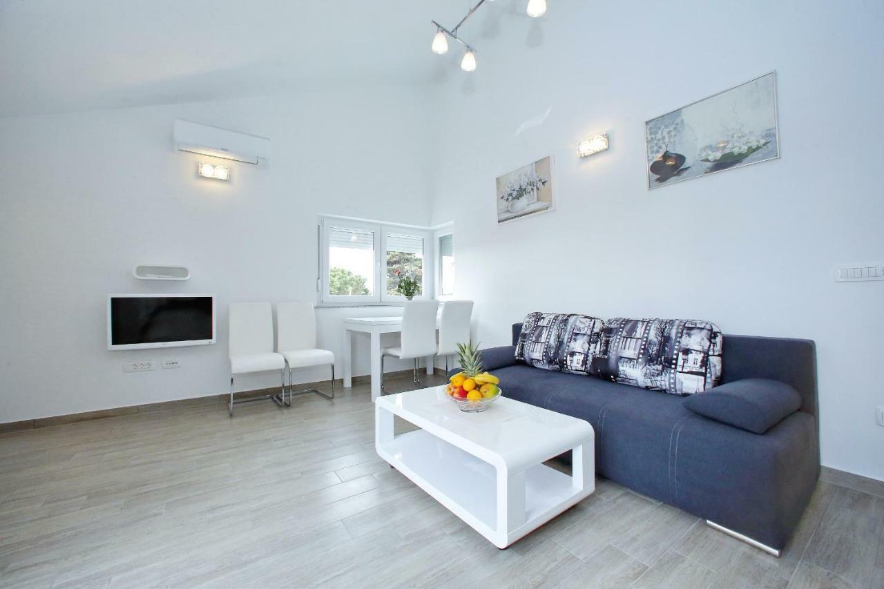 Apartments Villa Kristina Bibinje Zewnętrze zdjęcie